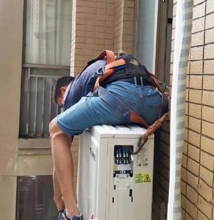 忻府空调移机